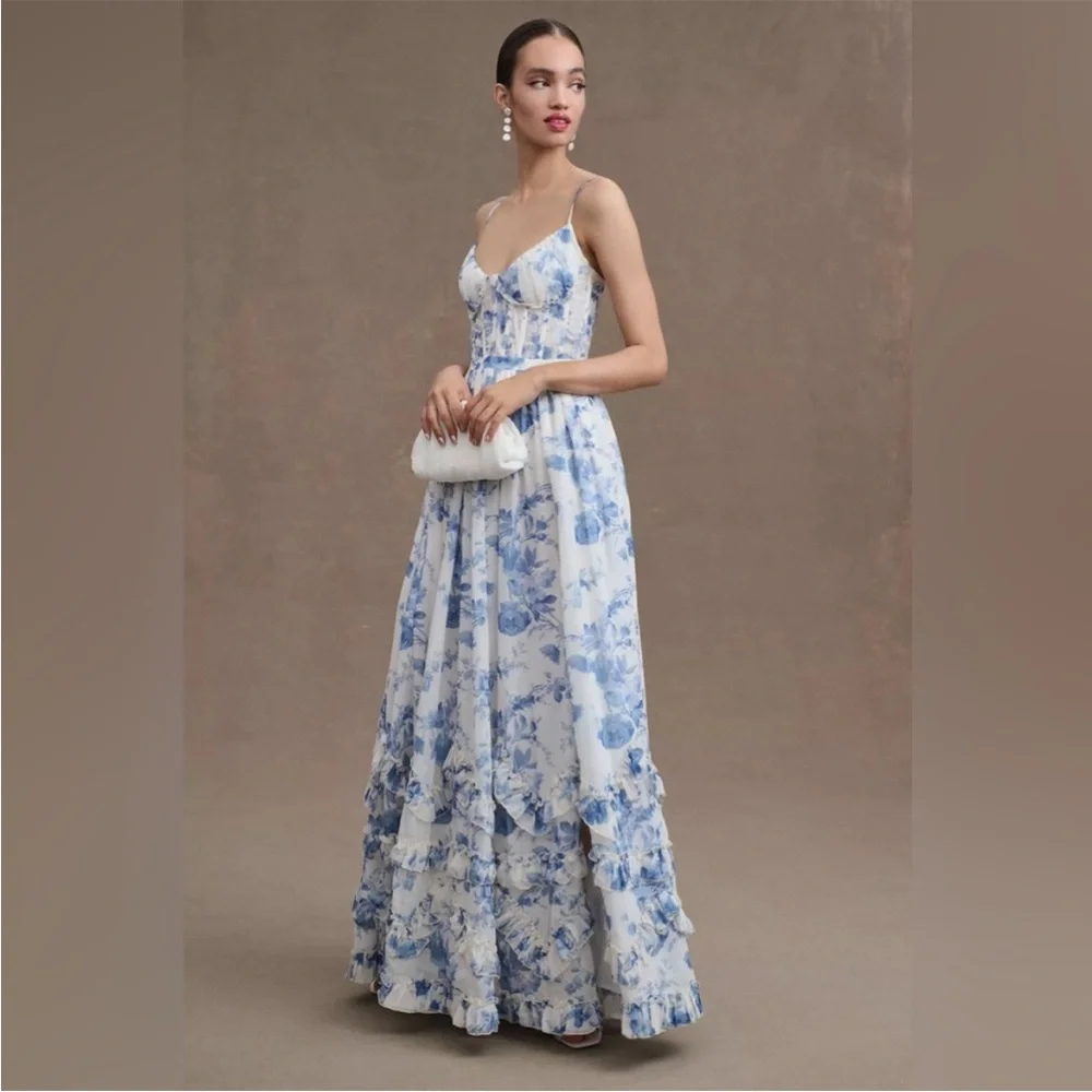 V Chapman Carmen Corset Front Slit Gown. Size 4. - Picture 2 of 9